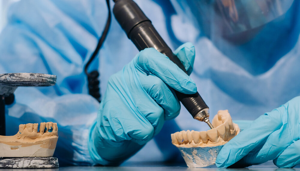 Exploring the Benefits of Super Translucent Zirconia in Modern Dental Prosthetics